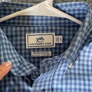 Blue checked like new southern tide button down